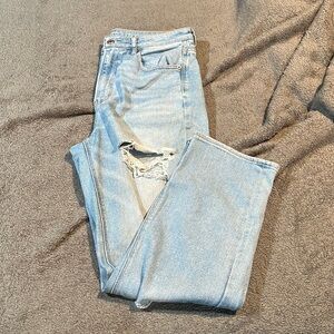 American Eagle Mom Straight Jeans